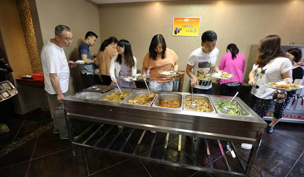 什么是團膳服務,食堂是否屬于團膳膳食？